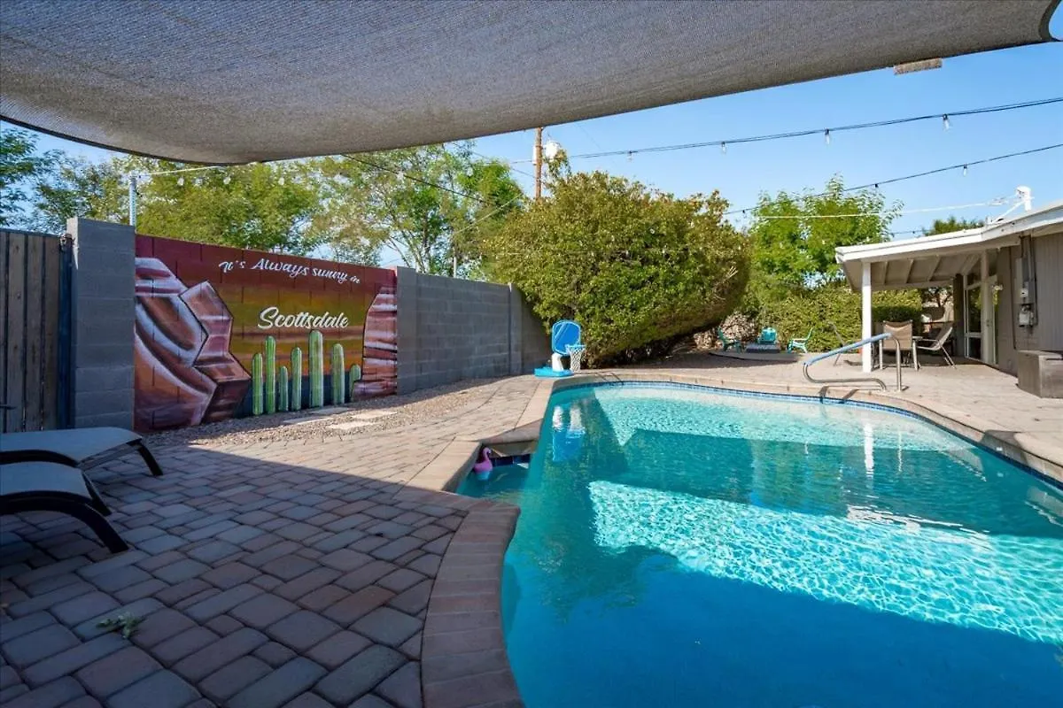 Basketball Court & Heated Pool, 1 Mi To Old Town! Scottsdale