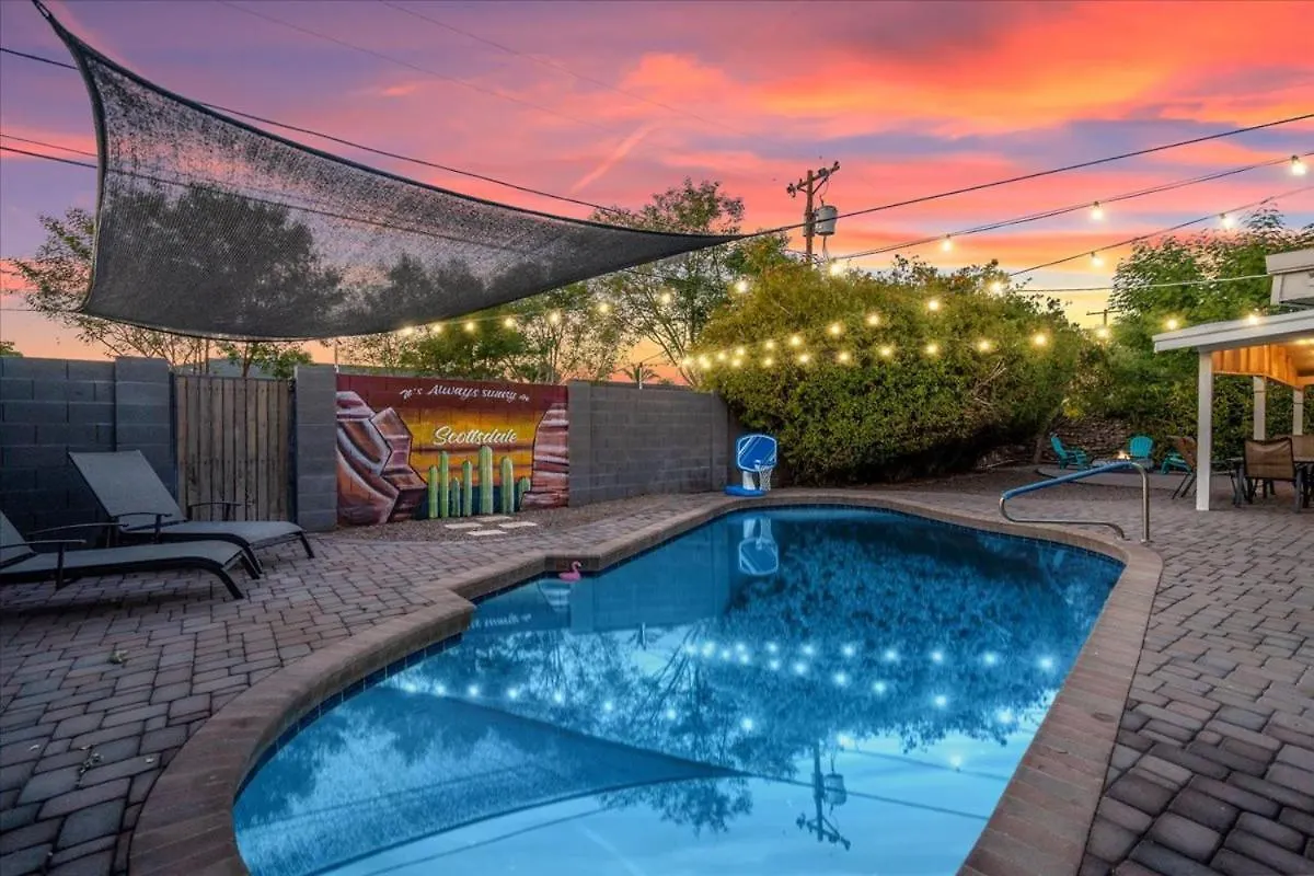 Сasa de vacaciones Basketball Court & Heated Pool, 1 Mi To Old Town! Scottsdale Estados Unidos